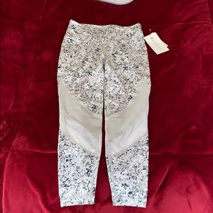 Athleta leggings brand new NWT